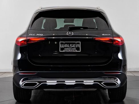 Certified 2025 Mercedes-Benz GLC 300 4MATIC image 7