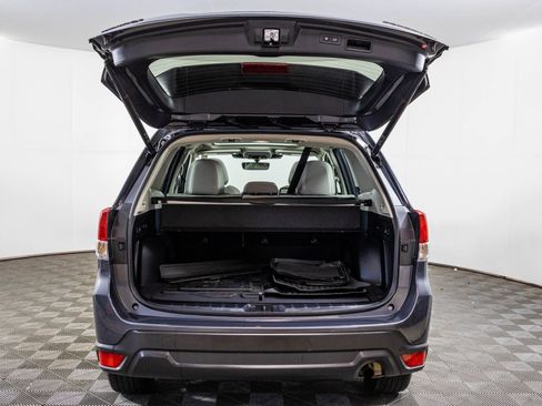 Used 2024 Subaru Forester Premium AWD/4WD image 41