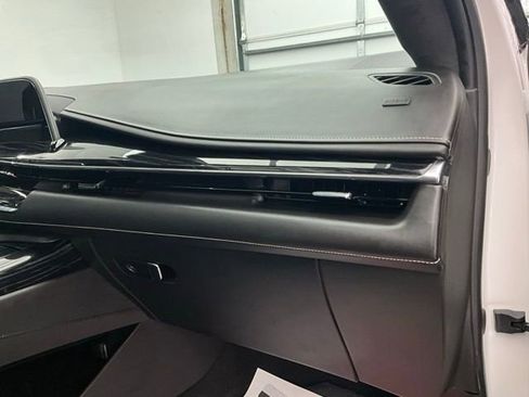 Used 2024 Cadillac Escalade V w/ LPO, ONYX Package AWD/4WD image 13