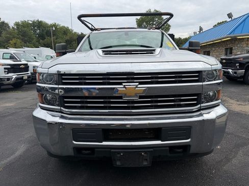 Used 2018 Chevrolet Silverado 3500 W/T w/ WT Convenience Package AWD/4WD image 6