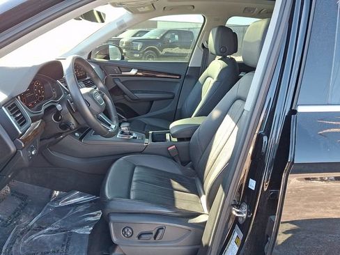 Used 2019 Audi Q5 2.0T Premium Plus w/ Premium Plus Package image 13