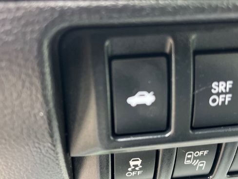 Used 2016 Subaru Legacy 3.6R Limited image 26