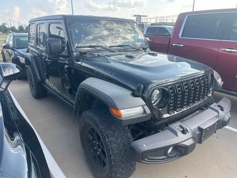 Used 2024 Jeep Wrangler Unlimited Sport AWD/4WD image 2