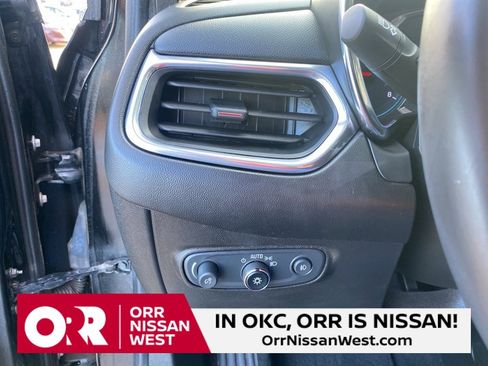 Used 2020 Chevrolet Equinox LT image 28