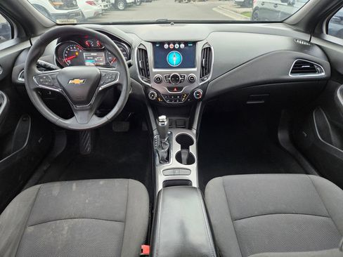 Used 2016 Chevrolet Cruze LT w/ Sun And Sound Package image 32