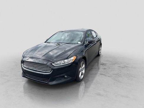 Used 2014 Ford Fusion SE w/ Equipment Group 201A FWD image 14