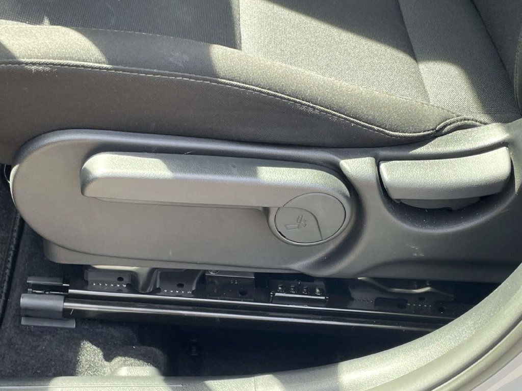 New 2026 Hyundai Kona SEL Sport FWD image 16