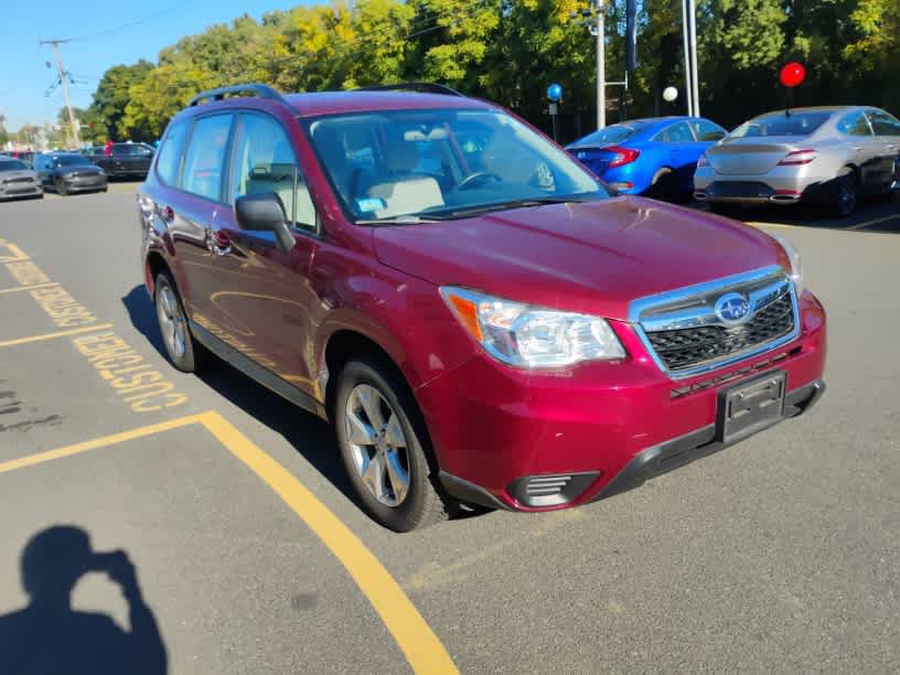 Used 2016 Subaru Forester 2.5i w/ Alloy Wheel Package AWD/4WD image 2