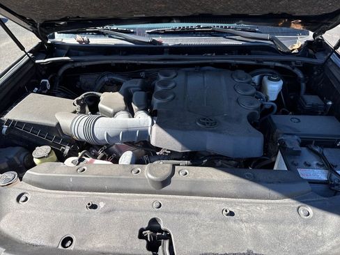 Used 2024 Toyota 4Runner SR5 image 27