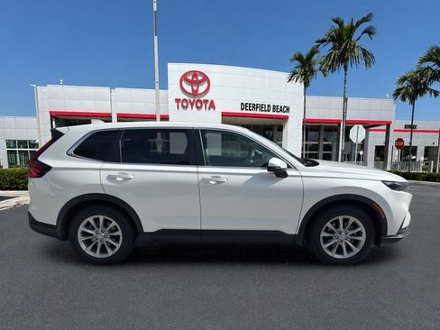 Used 2024 Honda CR-V EX image 8