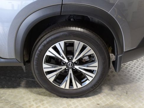 Used 2023 Nissan Rogue SV AWD/4WD image 36
