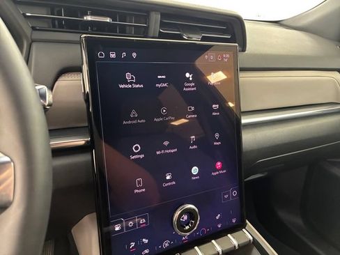 Certified 2025 GMC Terrain Elevation AWD/4WD image 26