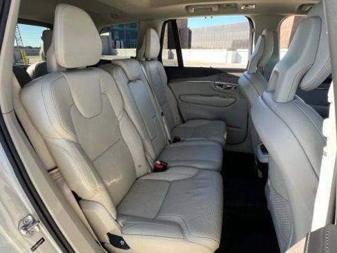 Used 2021 Volvo XC90 T6 Inscription w/ Protection Package Premier image 22