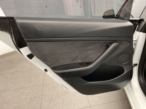 Used 2023 Tesla Model 3 Performance image 20
