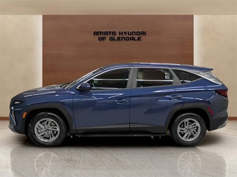 New 2026 Hyundai Tucson SE image 3