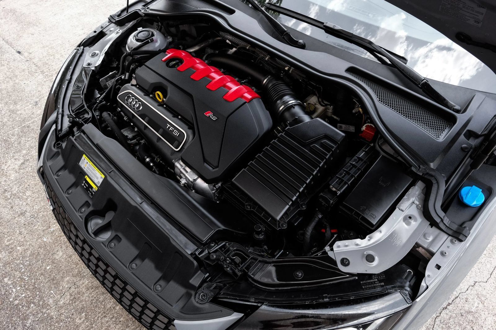 Used 2018 Audi TT RS AWD/4WD image 47