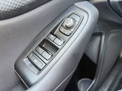 Used 2025 Subaru Outback Premium AWD/4WD image 19
