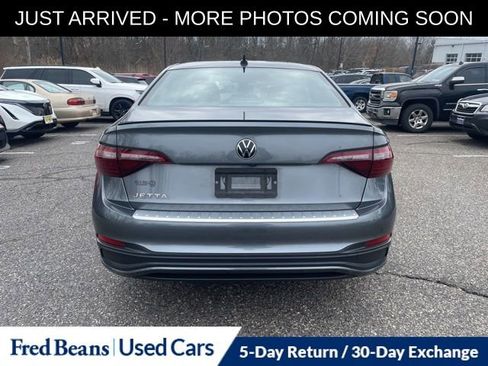 Used 2024 Volkswagen Jetta S image 4
