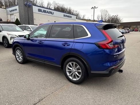 Used 2023 Honda CR-V EX image 3