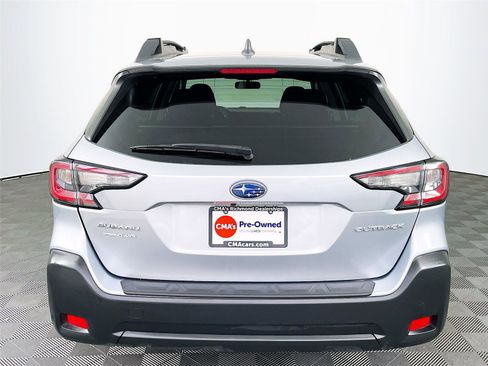 Certified 2024 Subaru Outback Premium image 9