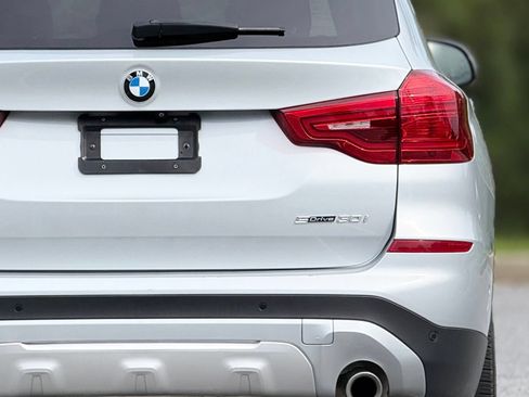 Used 2019 BMW X3 sDrive30i w/ Driving Assistance Package RWD image 17
