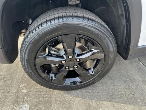 New 2026 Jeep Grand Cherokee Limited w/ Limited Altitude Package image 31