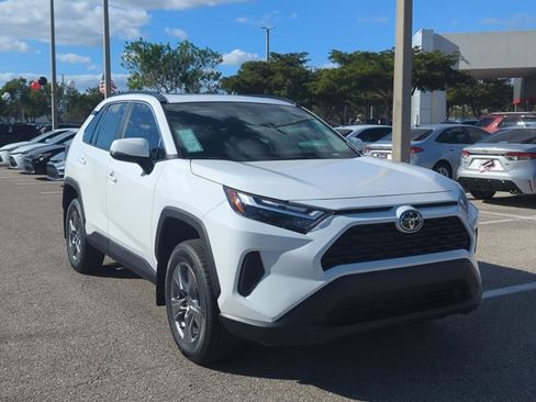 New 2025 Toyota RAV4 XLE image 3
