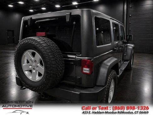 Used 2017 Jeep Wrangler Unlimited Sport w/ Quick Order Package 24S AWD/4WD image 9