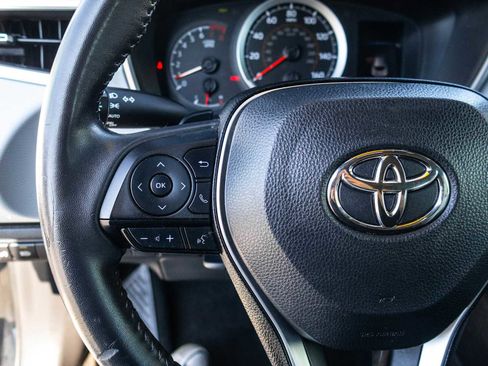 Certified 2022 Toyota Corolla SE w/ SE Preferred Package image 35