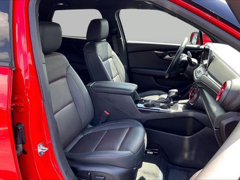Used 2023 Chevrolet Blazer RS w/ Driver Confidence II Package FWD image 8
