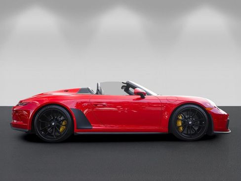 Used 2019 Porsche 911 Speedster RWD image 4