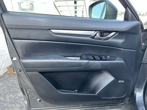 Used 2019 MAZDA CX-5 Touring image 21