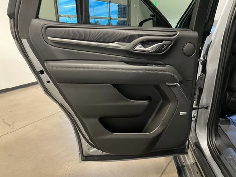 Used 2023 GMC Yukon Denali w/ Denali Reserve Package image 34