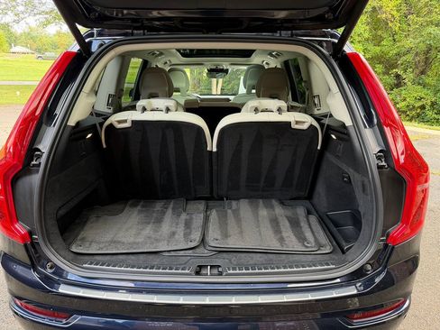 Used 2017 Volvo XC90 T6 Momentum w/ Vision Package AWD/4WD image 26
