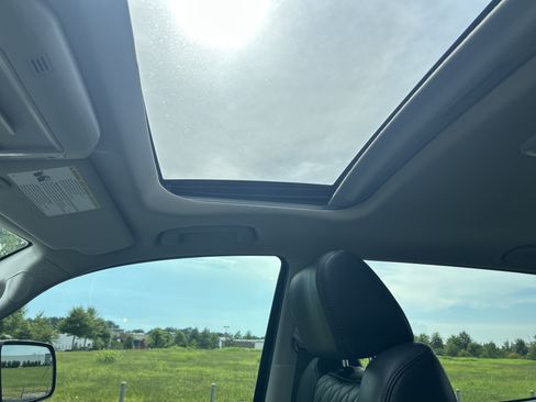 Used 2019 Toyota Tundra Platinum AWD/4WD image 11