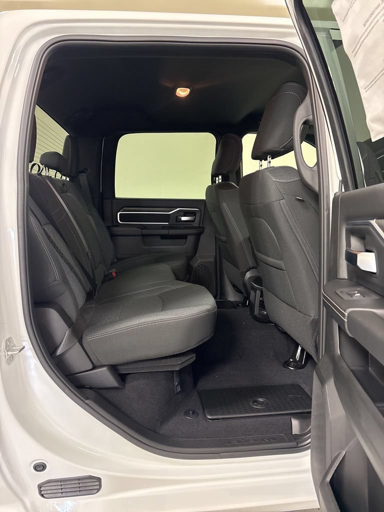 New 2026 RAM 2500 Big Horn AWD/4WD image 23