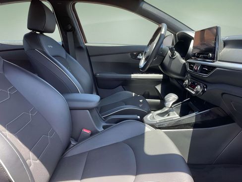 Used 2023 Kia Forte GT-Line FWD image 13