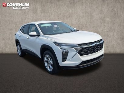 New 2026 Chevrolet Trax LS w/ LS Convenience Package