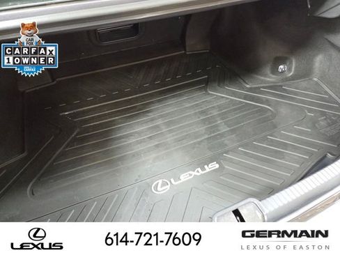 Used 2025 Lexus ES 300h w/ Premium Package FWD image 23