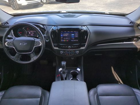 Used 2021 Chevrolet Traverse RS image 14