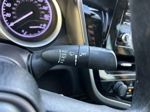 Used 2021 Toyota Camry LE image 21