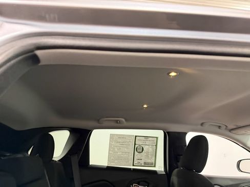 Used 2019 Jeep Cherokee Latitude w/ Comfort & Convenience Group AWD/4WD image 67