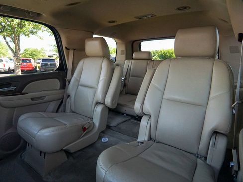 Used 2012 Chevrolet Tahoe LTZ AWD/4WD image 34