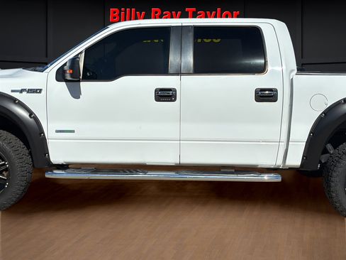 Used 2014 Ford F150 XLT w/ XLT Chrome Package image 23