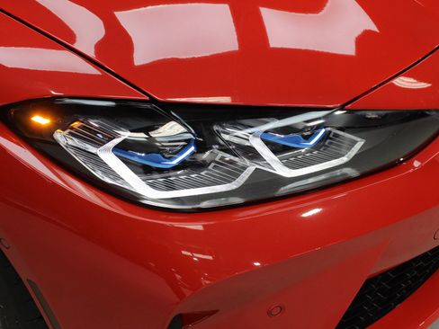 Used 2023 BMW M3 Competition image 9