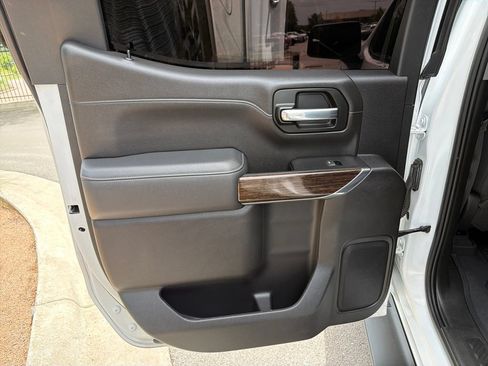Used 2021 GMC Sierra 1500 Elevation w/ LPO, Elevation Black Package RWD image 32