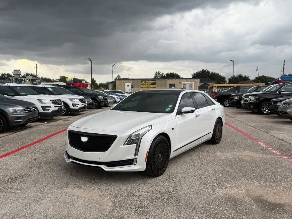 Used 2018 Cadillac CT6 Luxury RWD image 2