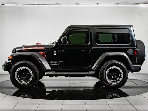 Used 2019 Jeep Wrangler Sport S image 12