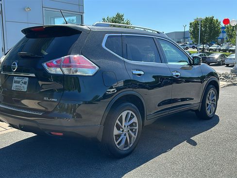 Used 2016 Nissan Rogue SL w/ SL Premium Package AWD/4WD image 8