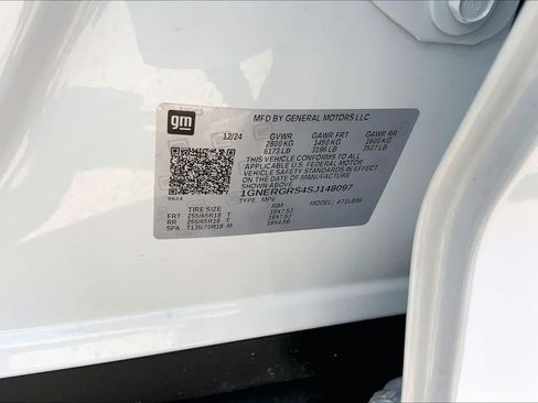 Used 2025 Chevrolet Traverse LT FWD image 35